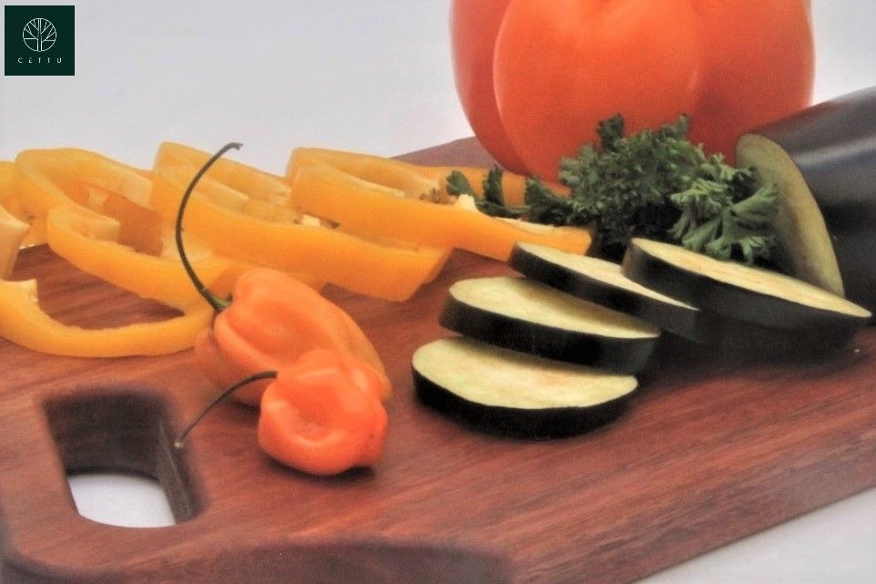 Tabla Griff. Reversible y multipropósito.