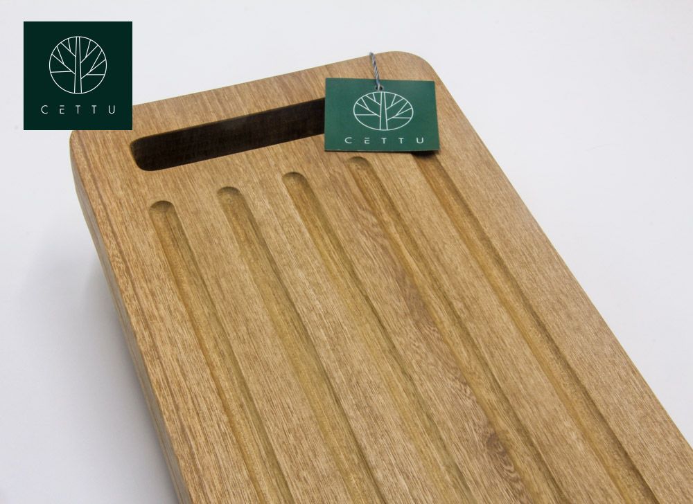 Tabla para pan Viena, corte y sirva su pan predilecto.