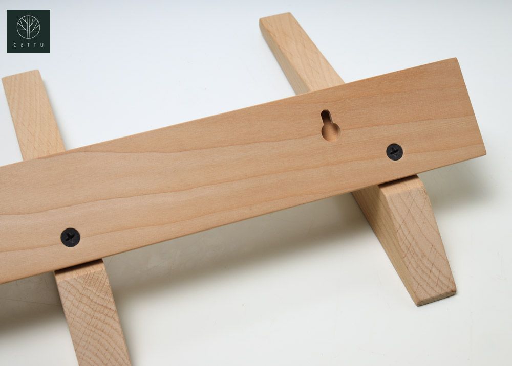 Perchero de pared Trefork. Diseño estilizado y funcional.