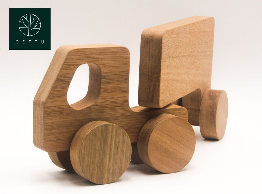 Tráiler con caja desmontable. ¡Para chicos y grandes!