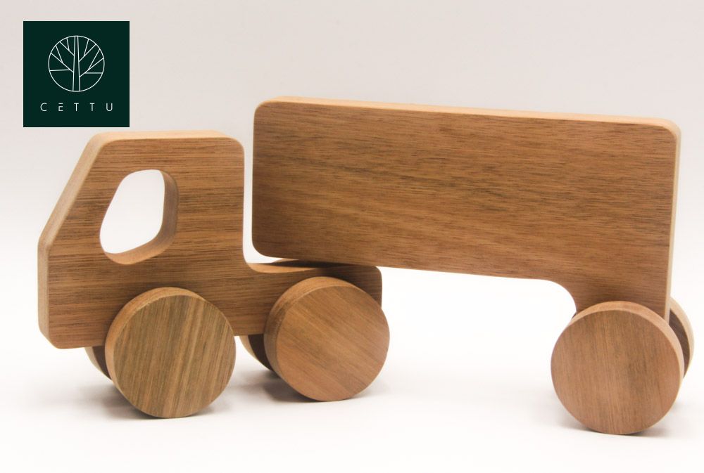 Tráiler con caja desmontable. ¡Para chicos y grandes!